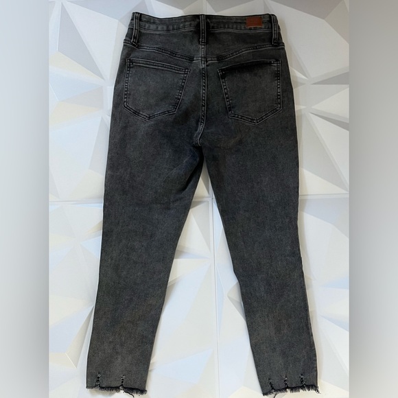 🫟Women’s Distressed Gray Jeans Size:28/7 - Picture 6 of 11